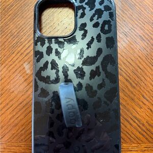 Loopy Case Black Leopard Print Phone Case with Loopy Grip